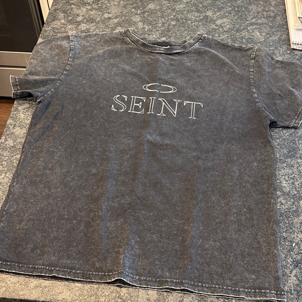 Seint Gray T-Shirt medium